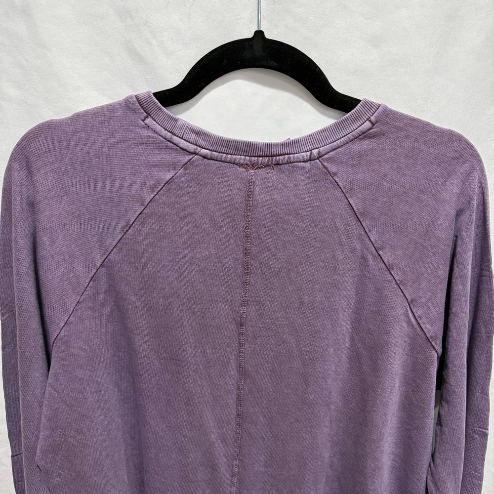 Adore Me Embroidered Snowflake Sweatshirt‎ Medium Winter Holiday Mature office - Picture 12 of 13